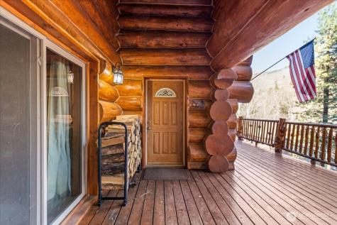 4492 Nile Road Naches WA 98937