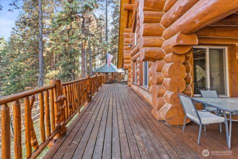 4492 Nile Road Naches WA 98937
