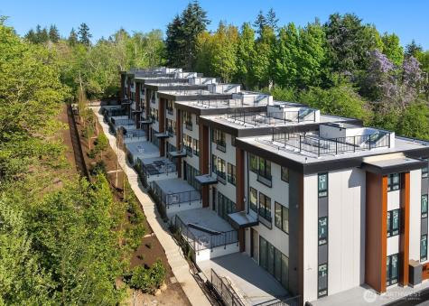 286 118th Avenue SE Bellevue WA 98005