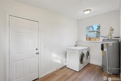 1213 S J Street Tacoma WA 98405
