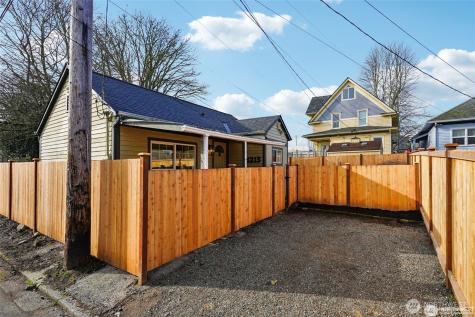 1213 S J Street Tacoma WA 98405
