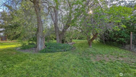 16525 Us Highway 2 Waterville WA 98858