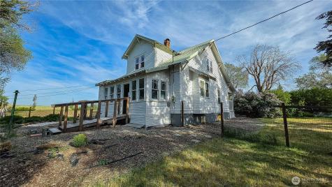16525 Us Highway 2 Waterville WA 98858