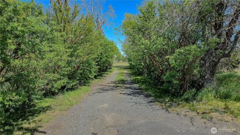 16525 Us Highway 2 Waterville WA 98858