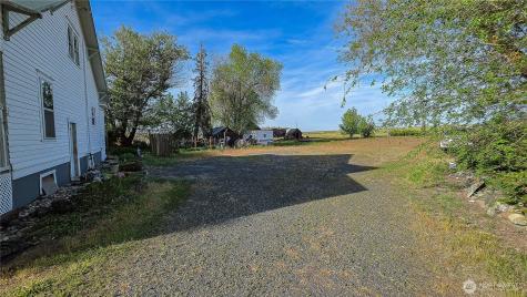 16525 Us Highway 2 Waterville WA 98858