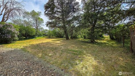 16525 Us Highway 2 Waterville WA 98858