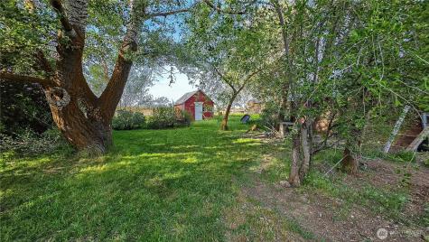 16525 Us Highway 2 Waterville WA 98858