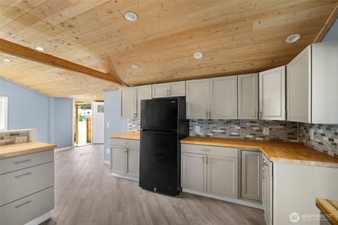 4603 SE Horstman Road Port Orchard WA 98366