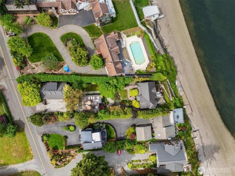 5426 Hyada Boulevard NE Tacoma WA 98422