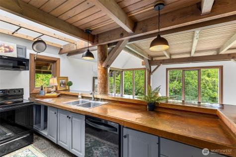 4710 New Sweden Avenue NE Bainbridge Island WA 98110