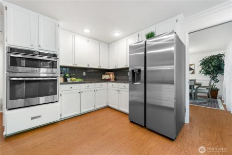 21842 NE 30th Place Sammamish WA 98074