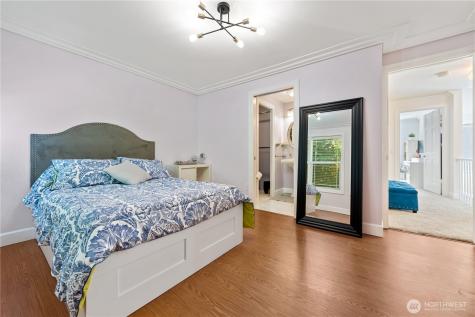 21842 NE 30th Place Sammamish WA 98074