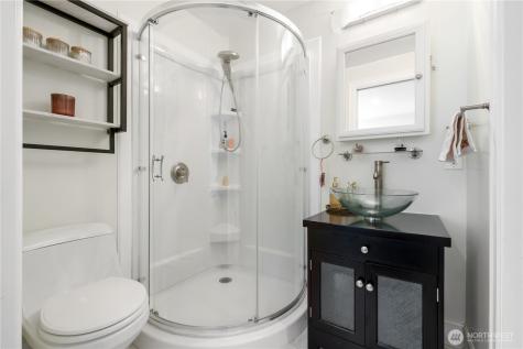 21842 NE 30th Place Sammamish WA 98074