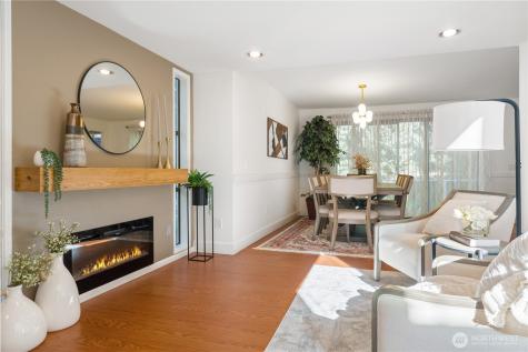 21842 NE 30th Place Sammamish WA 98074
