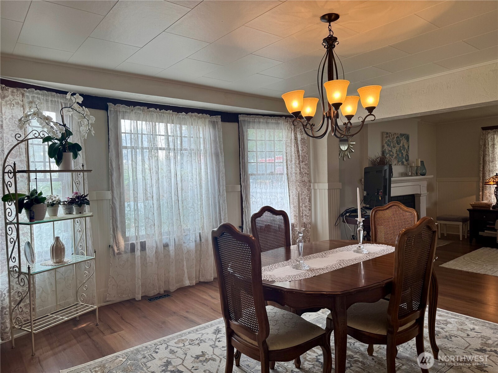 403 NW Main Avenue Wilbur WA 99185