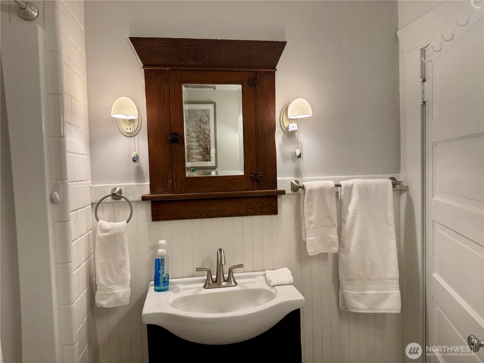 403 NW Main Avenue Wilbur WA 99185