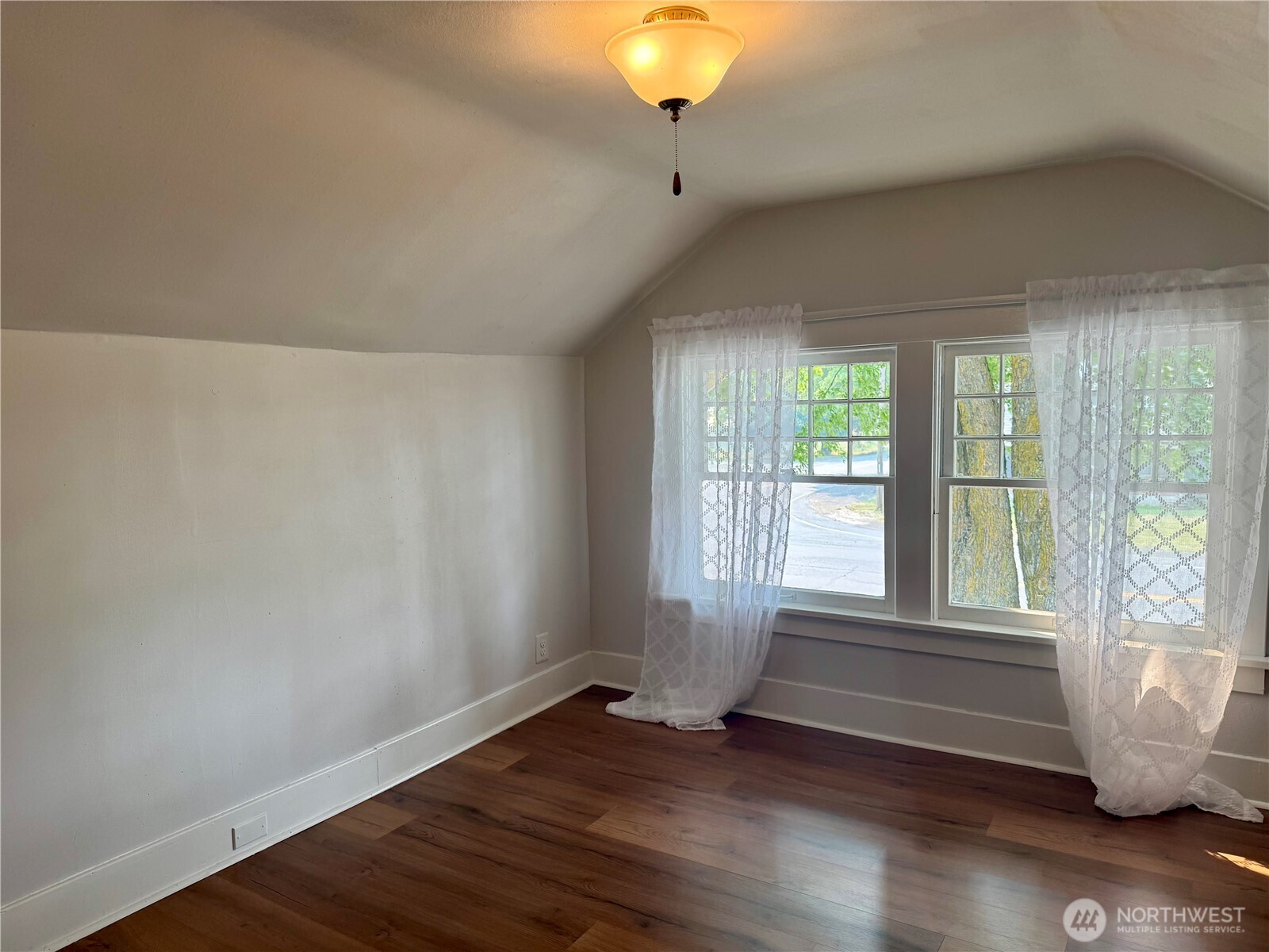 403 NW Main Avenue Wilbur WA 99185
