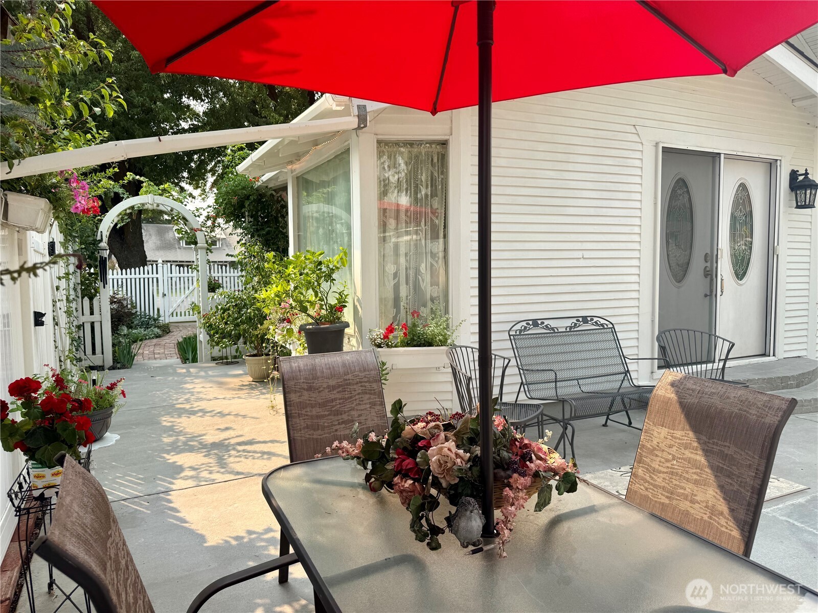 403 NW Main Avenue Wilbur WA 99185