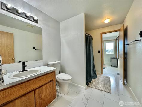 17 Gray Gables Lane Hoquiam WA 98550