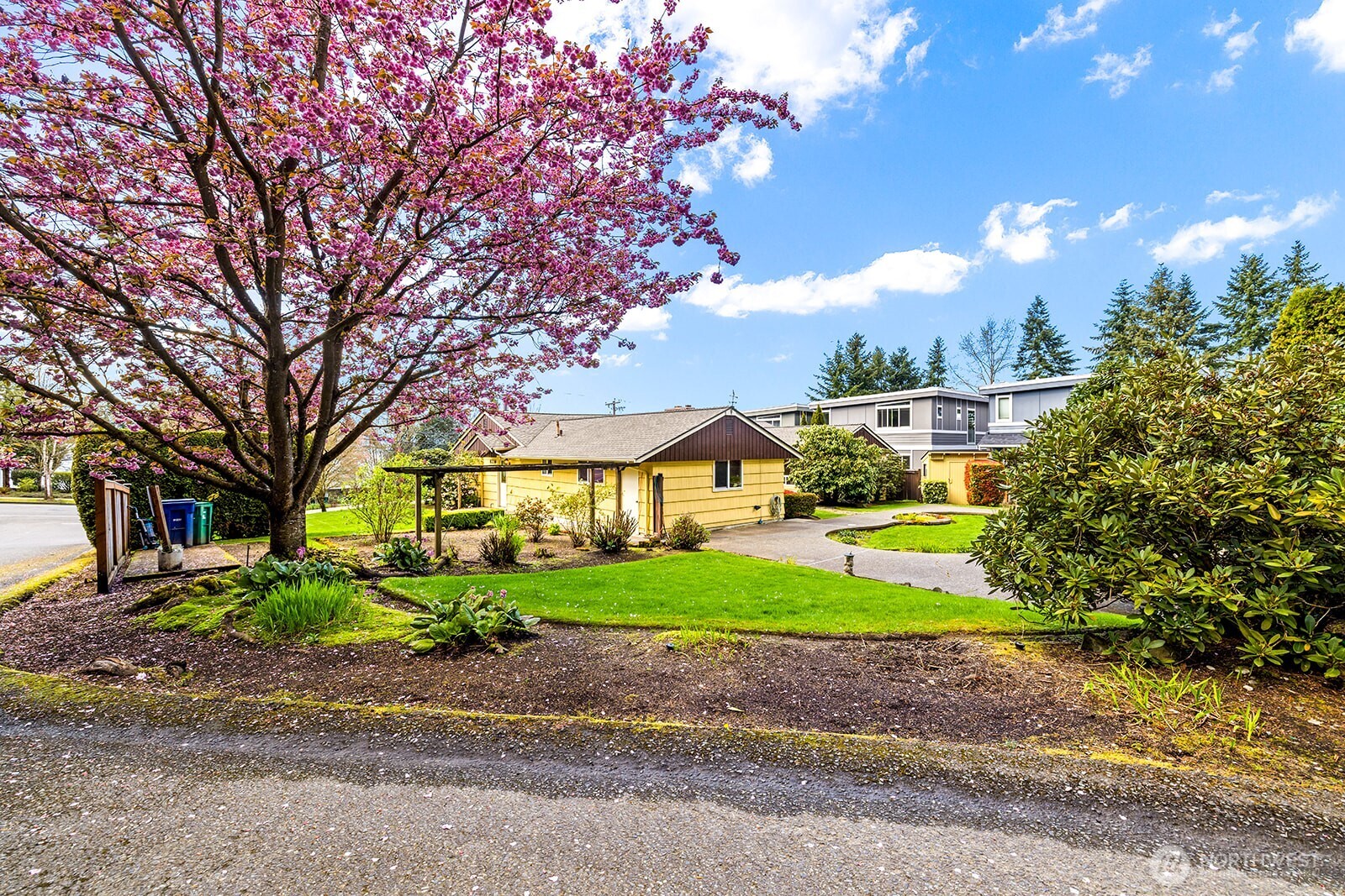 8236 120th Avenue NE Kirkland WA 98033