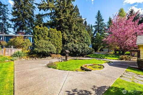 8236 120th Avenue NE Kirkland WA 98033
