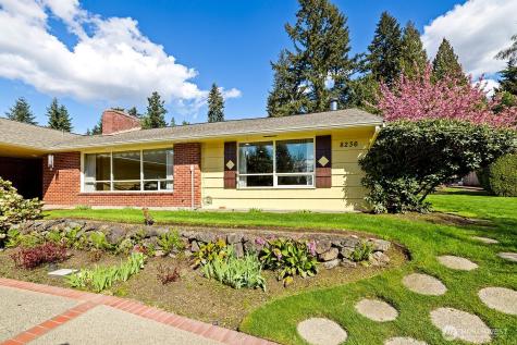 8236 120th Avenue NE Kirkland WA 98033