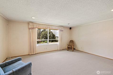 8236 120th Avenue NE Kirkland WA 98033