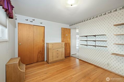 8236 120th Avenue NE Kirkland WA 98033