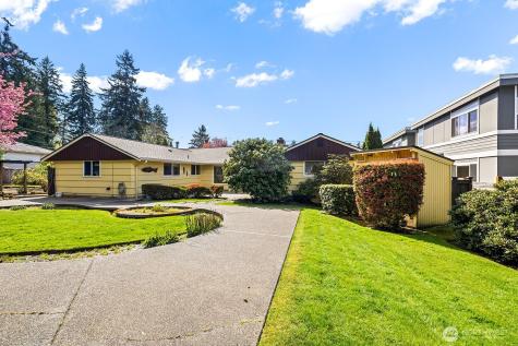 8236 120th Avenue NE Kirkland WA 98033