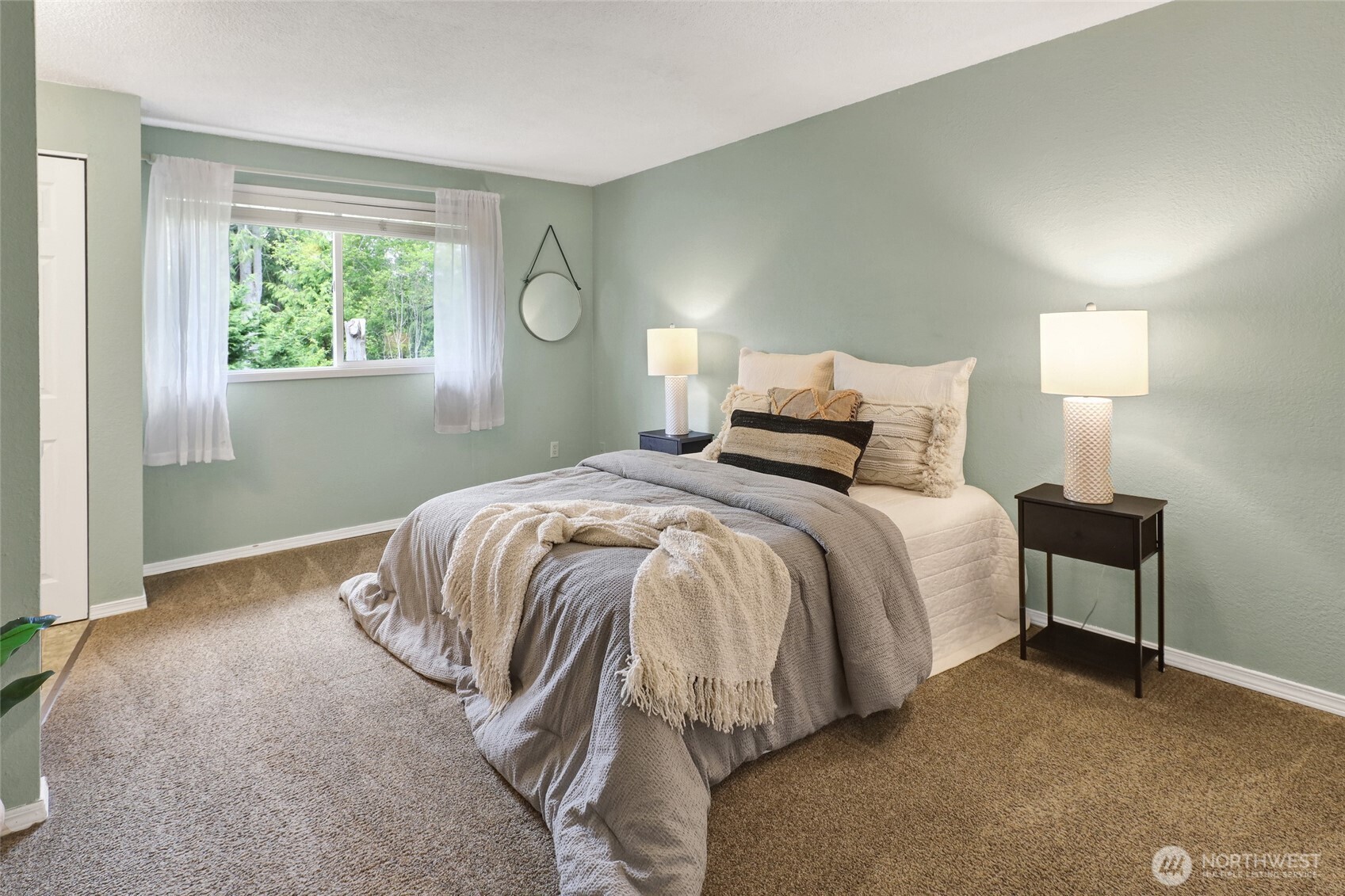 1081 Cedar Hills Avenue Bellingham WA 98229