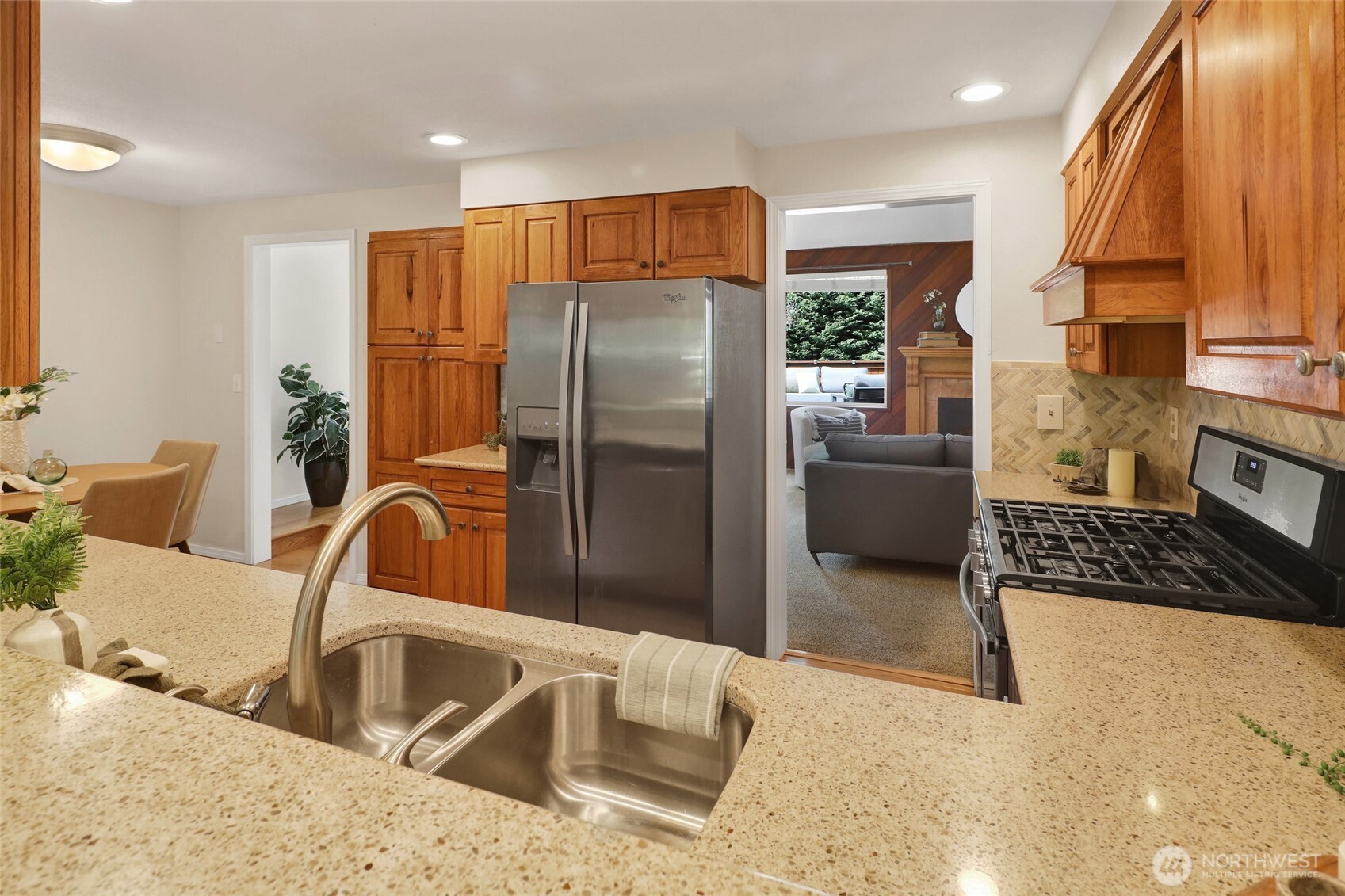 1081 Cedar Hills Avenue Bellingham WA 98229