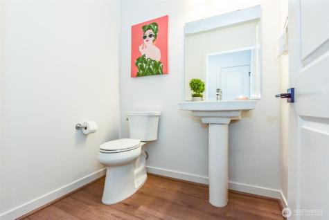 15558 NE 15th Place Bellevue WA 98007