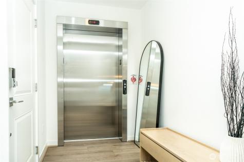 15558 NE 15th Place Bellevue WA 98007