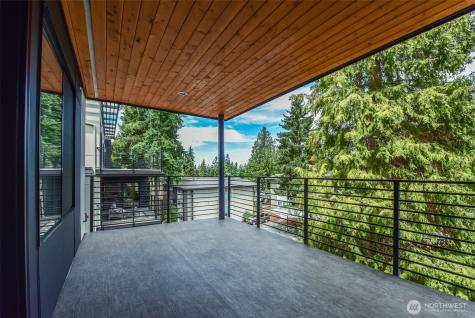 15558 NE 15th Place Bellevue WA 98007