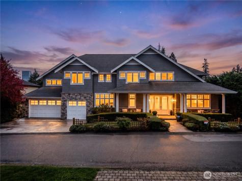 10021 NE 16th Place Bellevue WA 98004