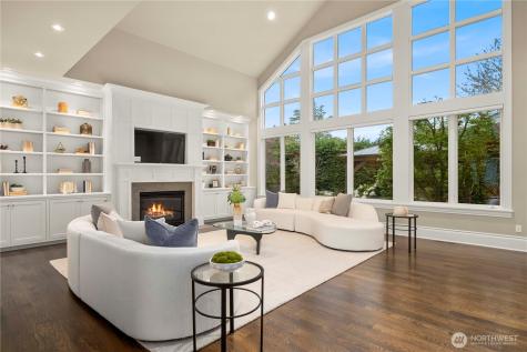 10021 NE 16th Place Bellevue WA 98004