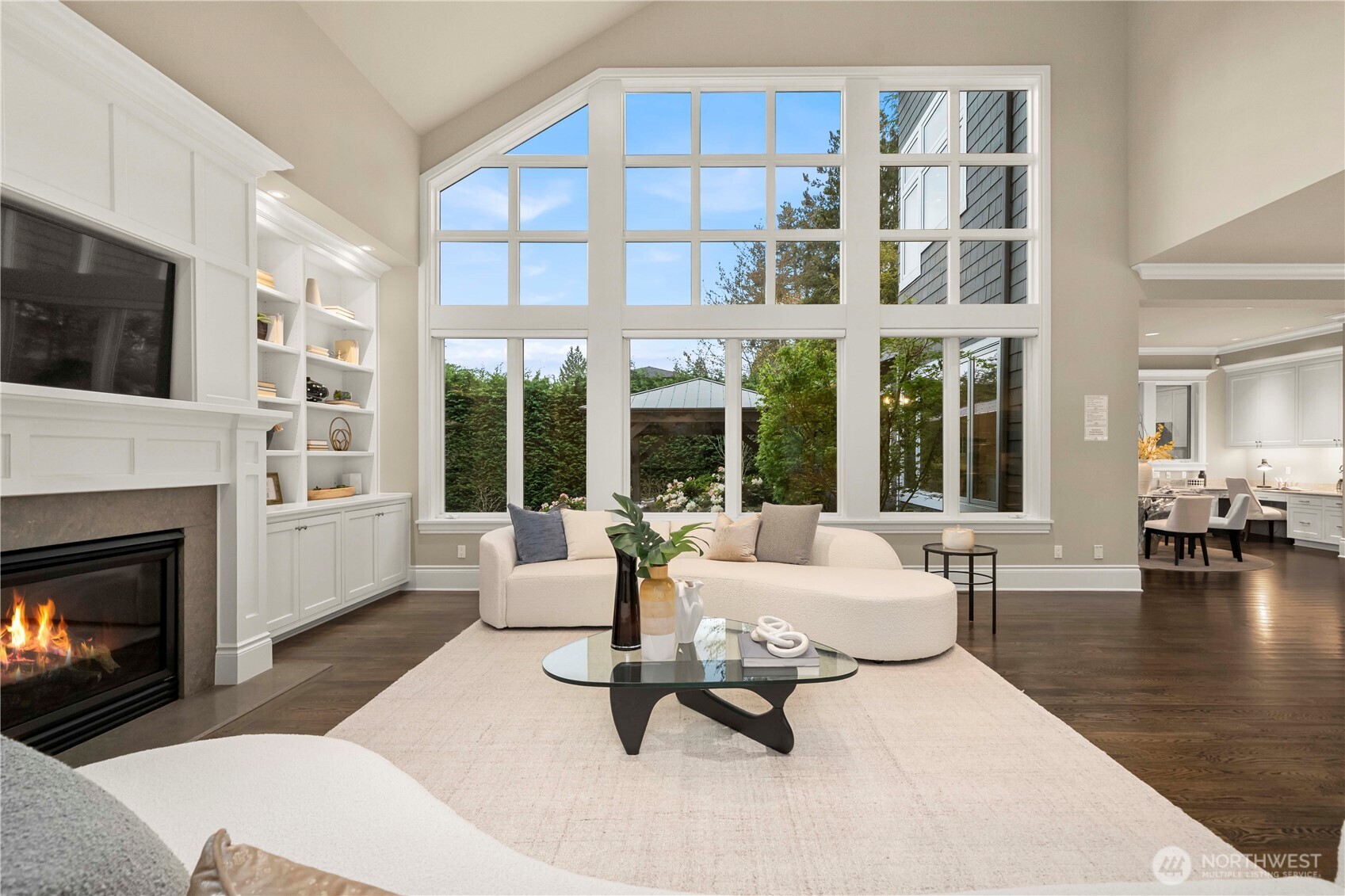 10021 NE 16th Place Bellevue WA 98004