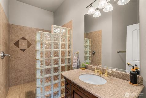 718 Briarwood Drive East Wenatchee WA 98802