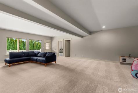 718 Briarwood Drive East Wenatchee WA 98802