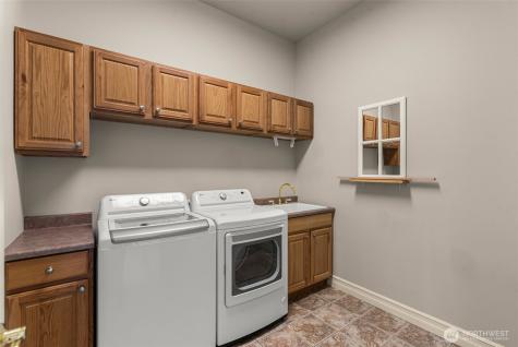 718 Briarwood Drive East Wenatchee WA 98802