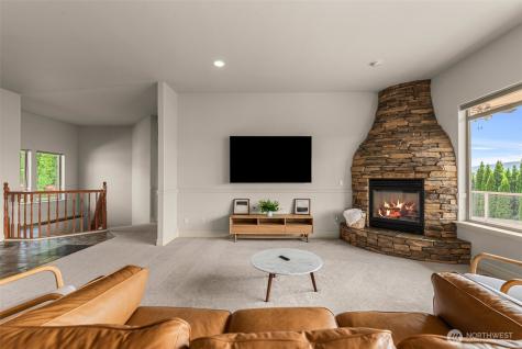 718 Briarwood Drive East Wenatchee WA 98802