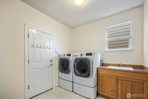 3429 Lincoln Avenue NE Renton WA 98056