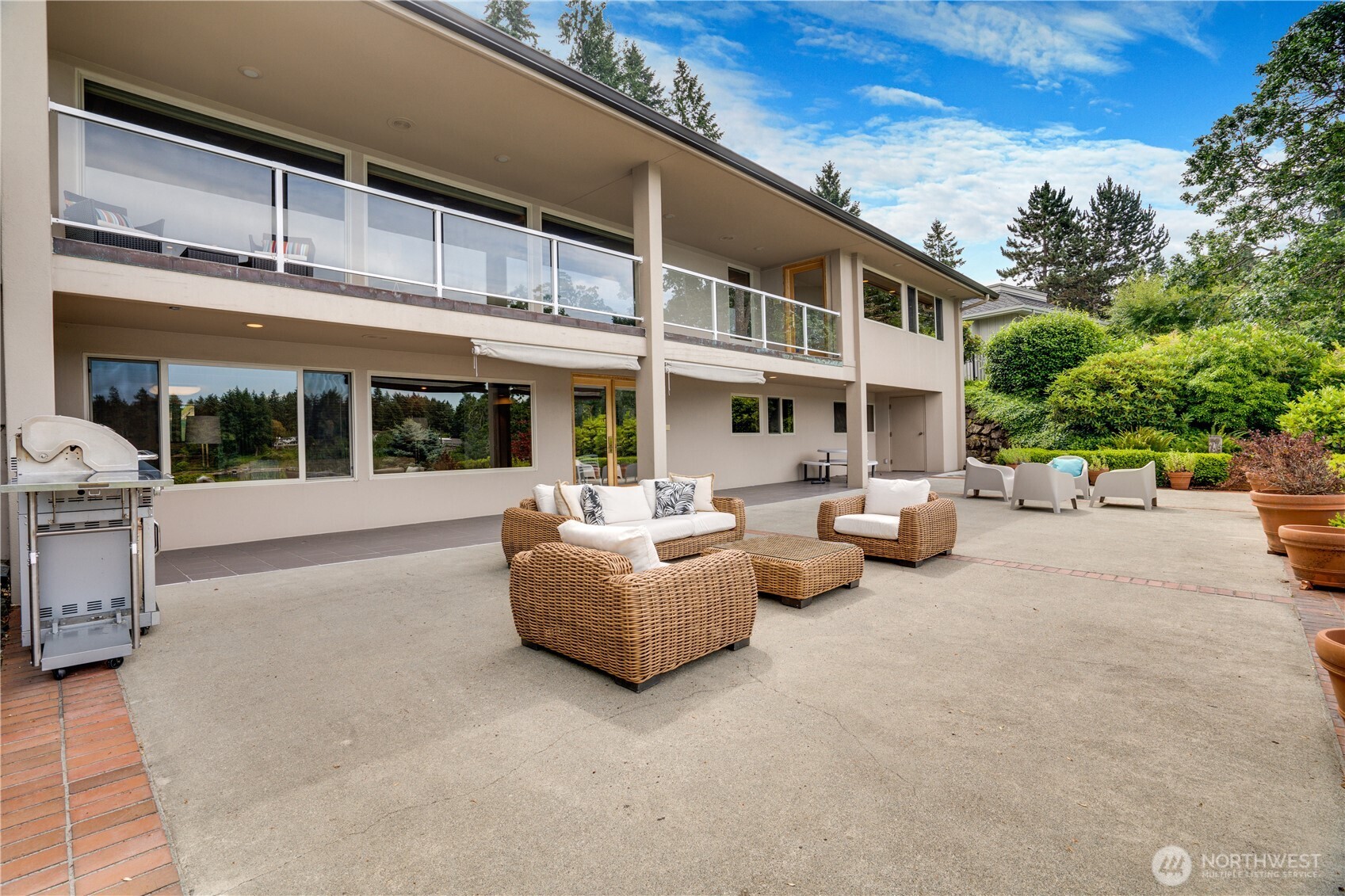 6638 Hilltop Lane Lakewood WA 98499