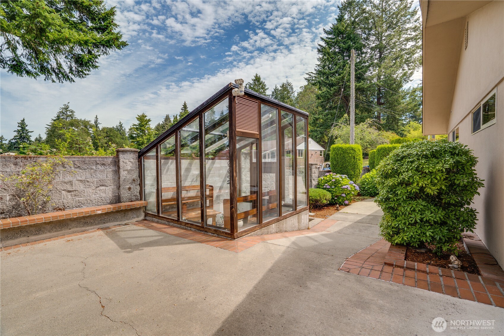 6638 Hilltop Lane Lakewood WA 98499