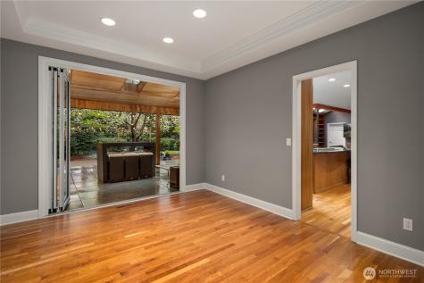 10444 SE 22nd Street Bellevue WA 98004