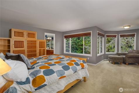 10444 SE 22nd Street Bellevue WA 98004