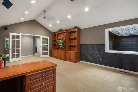 10444 SE 22nd Street Bellevue WA 98004