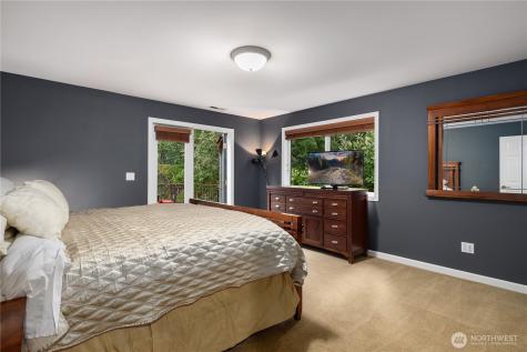 10444 SE 22nd Street Bellevue WA 98004