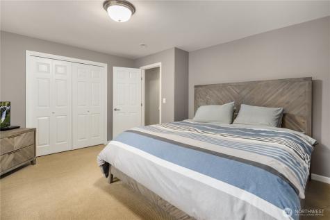 10444 SE 22nd Street Bellevue WA 98004