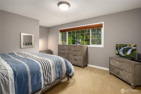 10444 SE 22nd Street Bellevue WA 98004